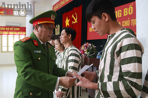 Niềm vui ngày trở về... ảnh 2 Niềm vui ngày trở về... ảnh 2