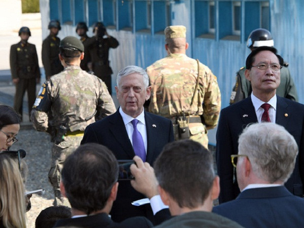 Mỹ cảnh báo: Khoảng 300.000 người sẽ chết nếu chiến tranh Triều Tiên nổ ra ảnh 1