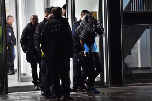 Cái chết bí ẩn của con trai cố Tổng thống Đức ảnh 1