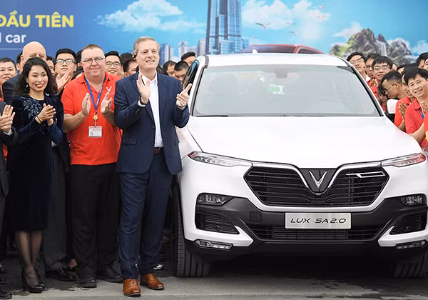 VinFast hoàn thành sản xuất thử nghiệm chiếc xe Lux SUV đầu tiên ảnh 10