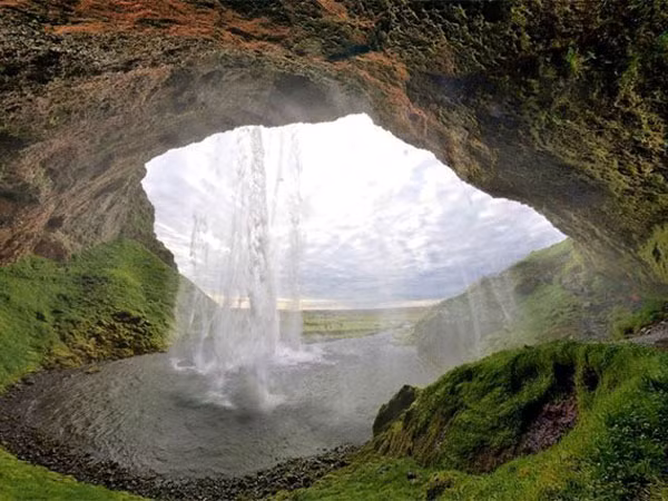 Phim về hang Sơn Đoòng đoạt giải tại LHP New York ảnh 1