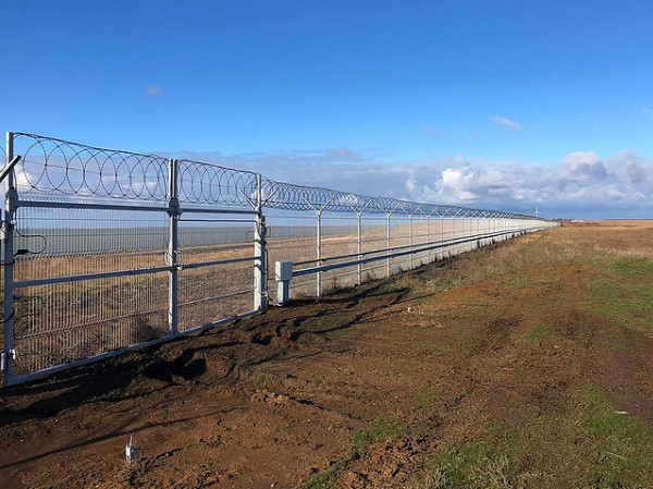 Nga hoàn thành hàng rào an ninh ở biên giới Ukraine với chi phí khá cao ảnh 1