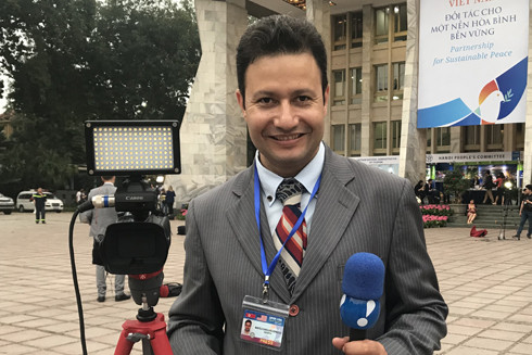 Truyền thông quốc tế ấn tượng với hình ảnh đường phố và con người Việt Nam ảnh 5 Truyền thông quốc tế ấn tượng với hình ảnh đường phố và con người Việt Nam ảnh 5