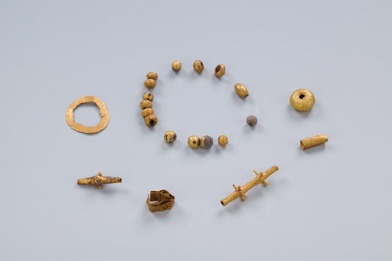 Chiêm ngưỡng hơn 300 báu vật khảo cổ học Việt Nam ảnh 8 Chiêm ngưỡng hơn 300 báu vật khảo cổ học Việt Nam ảnh 8