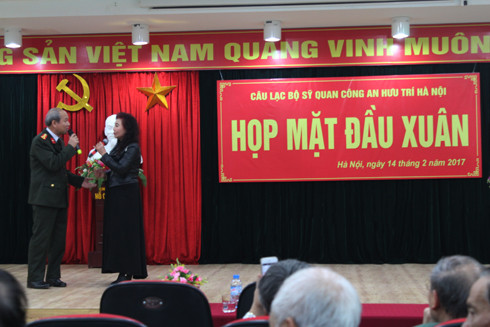 Đoàn kết, chia sẻ động viên nhau trong cuộc sống ảnh 4