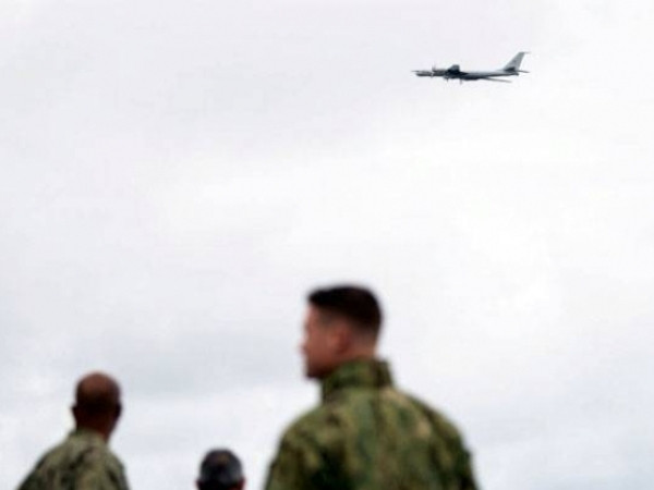 Tu-142 Nga xuất hiện ngay tại khu vực hải quân NATO đang tập trận ảnh 1