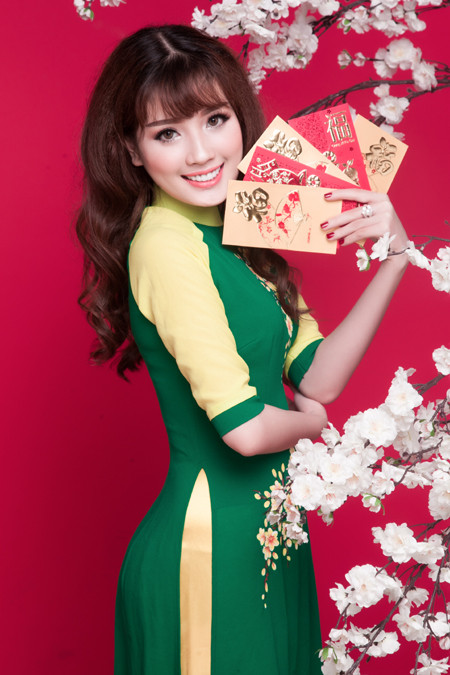 Hot girl Sammy Dung lung linh trong bộ ảnh chào xuân ảnh 2