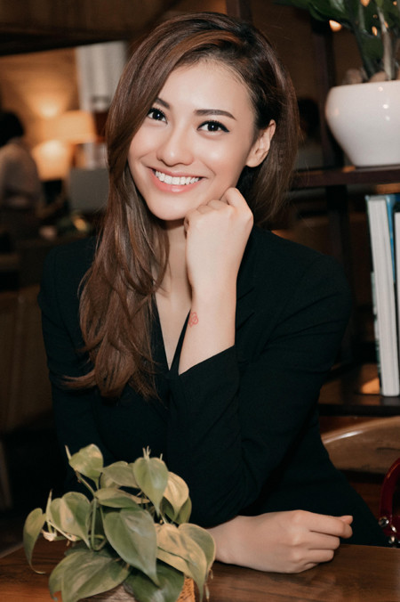 Hồng Quế kín đáo khoe vóc dáng hoàn hảo ảnh 6 Hồng Quế kín đáo khoe vóc dáng hoàn hảo ảnh 6