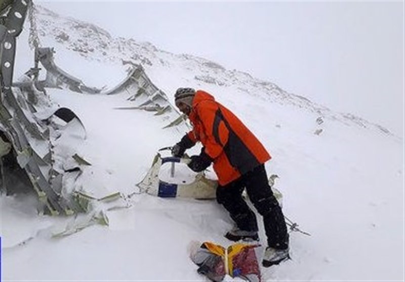 Iran tìm thấy hộp đen của máy bay ATR 72 bị rơi ảnh 1 Iran tìm thấy hộp đen của máy bay ATR 72 bị rơi ảnh 1