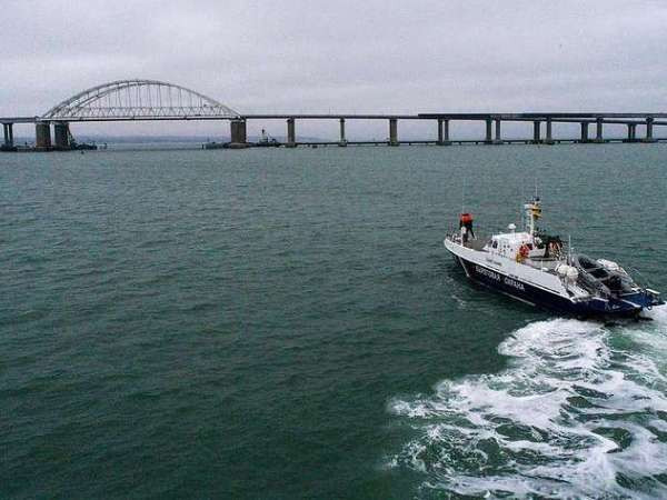 NATO tuyên bố đảm bảo cho tàu Ukraine đi lại tự do qua Eo biển Kerch ảnh 1 NATO tuyên bố đảm bảo cho tàu Ukraine đi lại tự do qua Eo biển Kerch ảnh 1