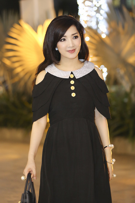 Ghen tị với nhan sắc không tuổi của Hoa hậu Giáng My ảnh 3