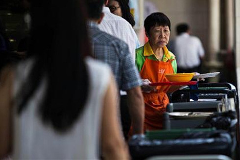 Singapore giúp người nghỉ hưu tiếp tục làm việc ảnh 1