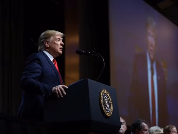 Ông Trump chỉ trích gay gắt các chính sách kinh tế của Nhà Trắng trước đây ảnh 1 Ông Trump chỉ trích gay gắt các chính sách kinh tế của Nhà Trắng trước đây ảnh 1