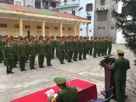 Tiểu đoàn Cảnh sát cơ động đặc nhiệm rèn điều lệnh, võ thuật ảnh 1