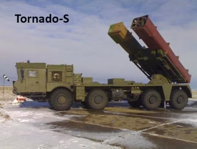 Với tầm bắn xa, sức hủy diệt lớn, độ chính xác cao, sức cơ động mạnh, Tornado-S chính là vũ khí hủy diệt mạnh nhất trong số các vũ khí phi hạt nhân mà Nga đang sở hữu.