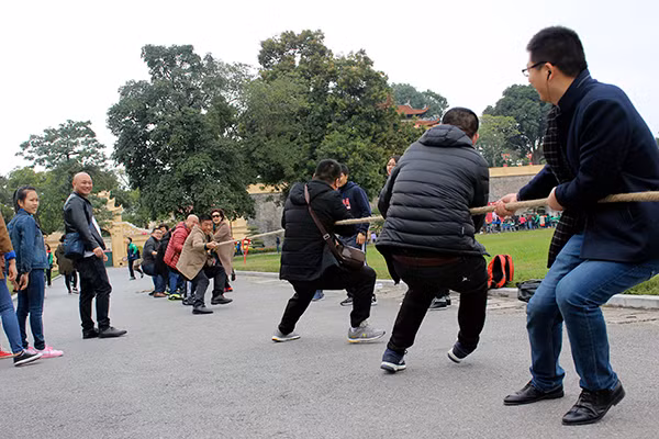 Lễ hội Gói bánh chưng trao yêu thương đến trẻ em vùng cao ảnh 3