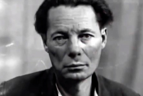 Lật tẩy "siêu lừa" cụt 2 chân tự nhận là anh hùng của nước Nga ảnh 1