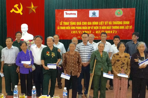 Tân Hiệp Phát đồng hành cùng chương trình giao lưu nghệ thuật "Bản hùng ca bất tử" ảnh 3 Tân Hiệp Phát đồng hành cùng chương trình giao lưu nghệ thuật "Bản hùng ca bất tử" ảnh 3