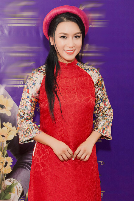 Mỹ nhân màn bạc thập niên 90 Y Phụng tái xuất đầy quyến rũ ảnh 3