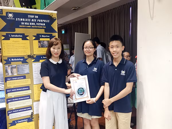 Lần đầu tham dự cuộc thi nghiên cứu khoa học quốc tế: 2 nhóm học sinh Việt xuất sắc mang về giải Bạc và giải Đồng ảnh 3