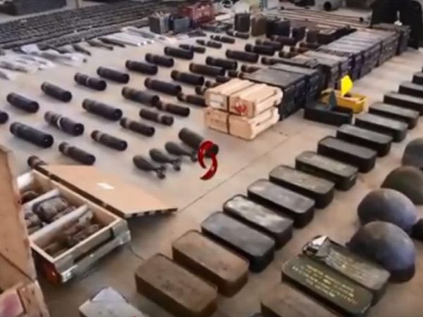 Quân đội Syria phát hiện nhiều kho vũ khí ở các thị trấn vừa giành lại được ảnh 1