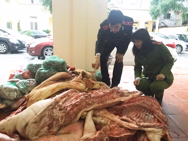 Buôn bán thực phẩm bẩn sẽ bị xử lý hình sự ảnh 2