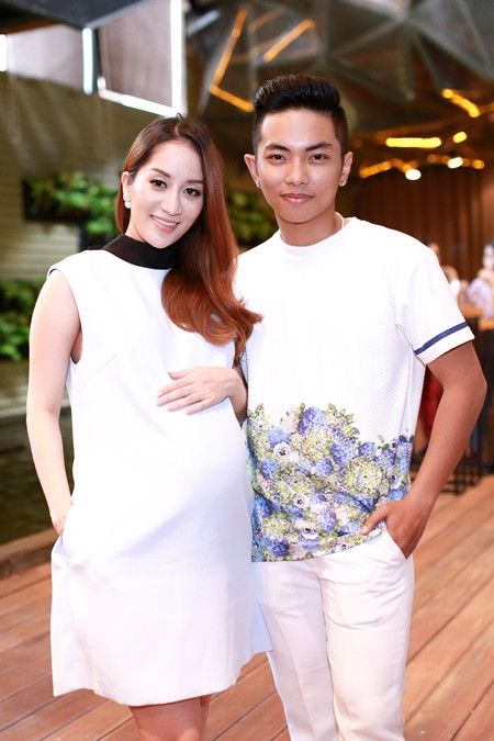 Con gái Đoan Trang rụt rè khi ở chốn đông người ảnh 7