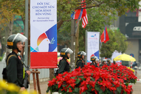 Hoàn thành xuất sắc nhiệm vụ bảo vệ tuyệt đối an ninh, an toàn Hội nghị Thượng đỉnh Mỹ - Triều ảnh 5