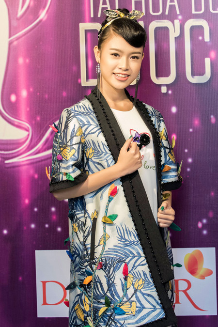 Người đẹp truyền thông Ngọc Vân lần đầu ngồi "ghế nóng" ảnh 2 Người đẹp truyền thông Ngọc Vân lần đầu ngồi "ghế nóng" ảnh 2