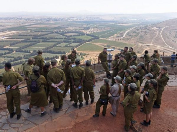 Israel than phiền với Nga về lực lượng Iran hiện diện gần biên giới với Syria ảnh 1