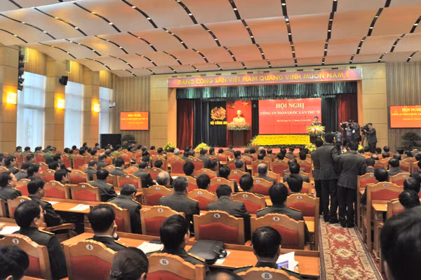 Khai mạc trọng thể hội nghị Công an toàn quốc lần thứ 72 ảnh 4