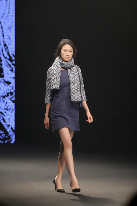 "Gái một con" Trâm Anh khoe dáng chuẩn trên sàn diễn thời trang ảnh 6