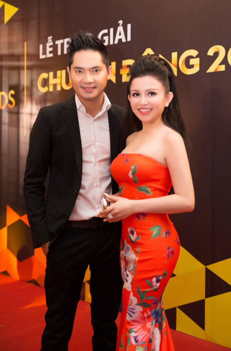 Janny Thủy Trần rạng ngời trên thảm đỏ VTV Awards ảnh 7