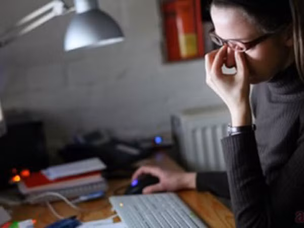 Những thói quen tàn phá sức khỏe ảnh 1