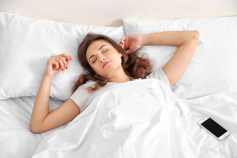 Lợi ích của việc ngủ sớm và dậy sớm ảnh 1