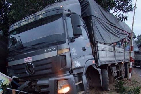 Xem lại hiện trường vụ tại giao thông khiến 5 người tử vong ảnh 3