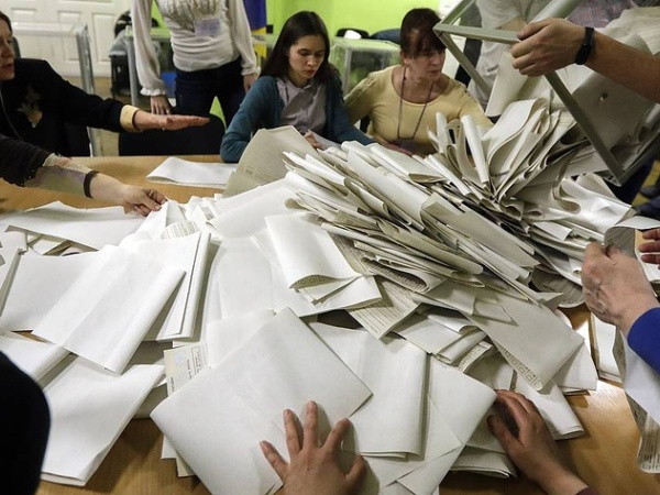 Ukraine công bố kết quả chính thức vòng 1 bầu cử tổng thống ảnh 1 Ukraine công bố kết quả chính thức vòng 1 bầu cử tổng thống ảnh 1