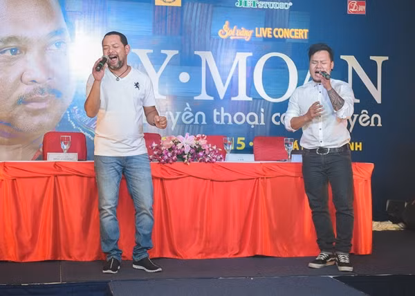 Đêm nhạc tưởng nhớ NSND Y Moan - Huyền thoại cao nguyên ảnh 9