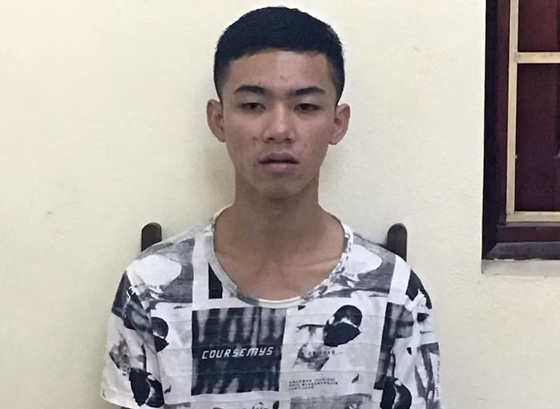 Làm 'chuyện người lớn' với bé gái dưới 16 tuổi quen qua mạng xã hội ảnh 1 Làm 'chuyện người lớn' với bé gái dưới 16 tuổi quen qua mạng xã hội ảnh 1