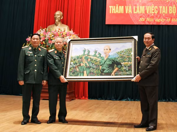 Nâng cao hiệu quả phối hợp, hiệp đồng chiến đấu giữa Công an nhân dân và Quân đội nhân dân, đáp ứng yêu cầu, nhiệm vụ quốc phòng, an ninh trong tình hình mới ảnh 1