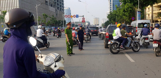 Đảm bảo an ninh trật tự, an toàn giao thông trong ngày lễ khai giảng năm học mới ảnh 12