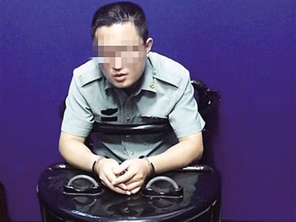 Gã trai đẹp mã, lừa tình cuỗm cả tiền 30 cô gái ảnh 1