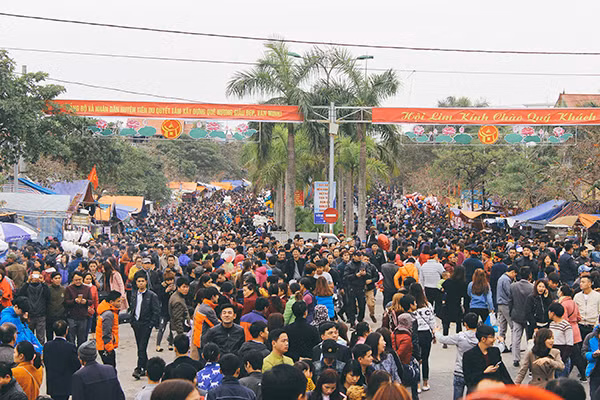 Biển người về trẩy hội Lim ảnh 2