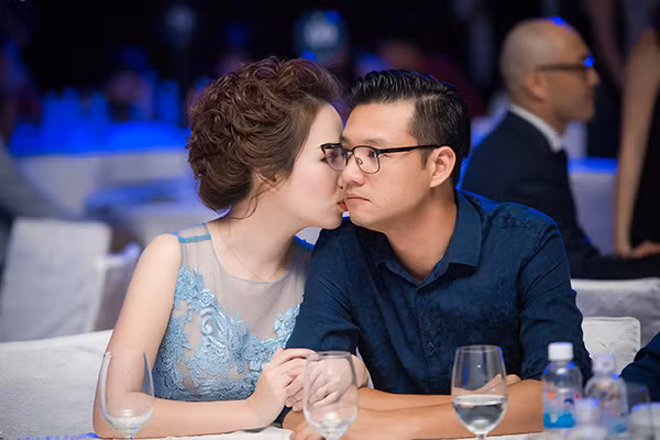  Hoa hậu Dương Thuỳ Linh rạng rỡ hội ngộ Hoa hậu Thuỳ Lâm ảnh 5