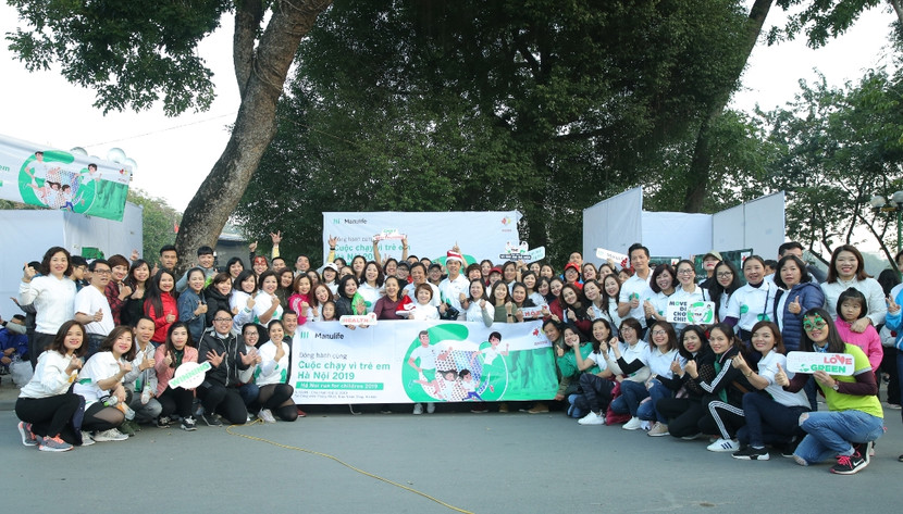 Cuộc chạy vì trẻ em Hà Nội 2019 tràn ngập sắc màu Manulife Việt Nam ảnh 1