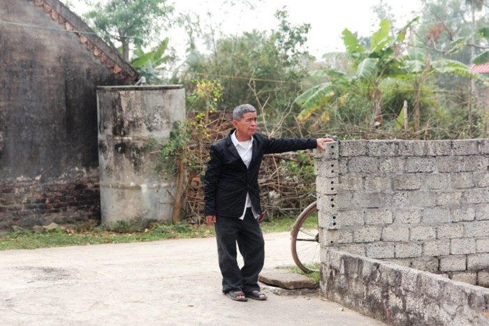 Tạm giữ hình sự người con phóng hỏa thiêu rụi căn nhà ba gian của bố mẹ ảnh 2