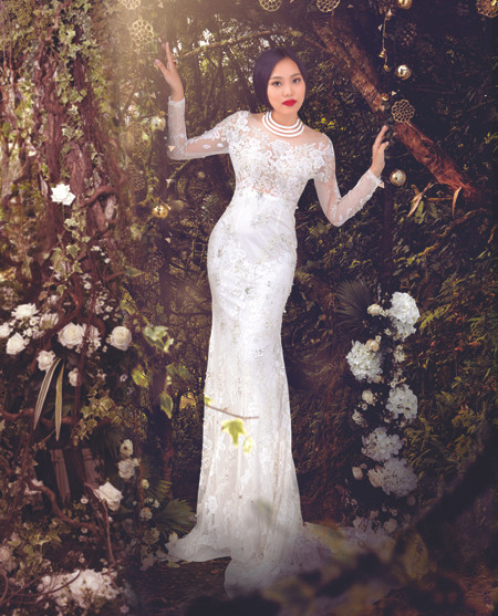 Nhà thiết kế Võ Việt Chung đưa "nàng thơ" mới về "Vườn xưa" ảnh 2 Nhà thiết kế Võ Việt Chung đưa "nàng thơ" mới về "Vườn xưa" ảnh 2