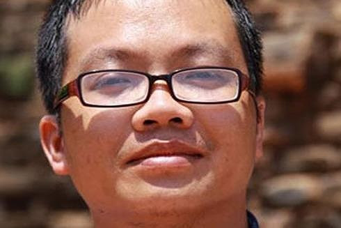 Những bức tường đá cổ ở phố Phùng Hưng chất chứa một Hà Nội nhuốm màu thời gian ảnh 3