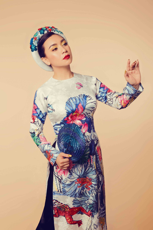 Rũ bỏ hình ảnh sexy, "nữ hoàng ảnh lịch" Y Phụng đài các với áo dài ảnh 2