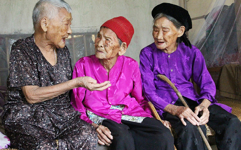 Bí kíp sống "trường thọ" của ba chị em trên trăm tuổi ảnh 1 Bí kíp sống "trường thọ" của ba chị em trên trăm tuổi ảnh 1